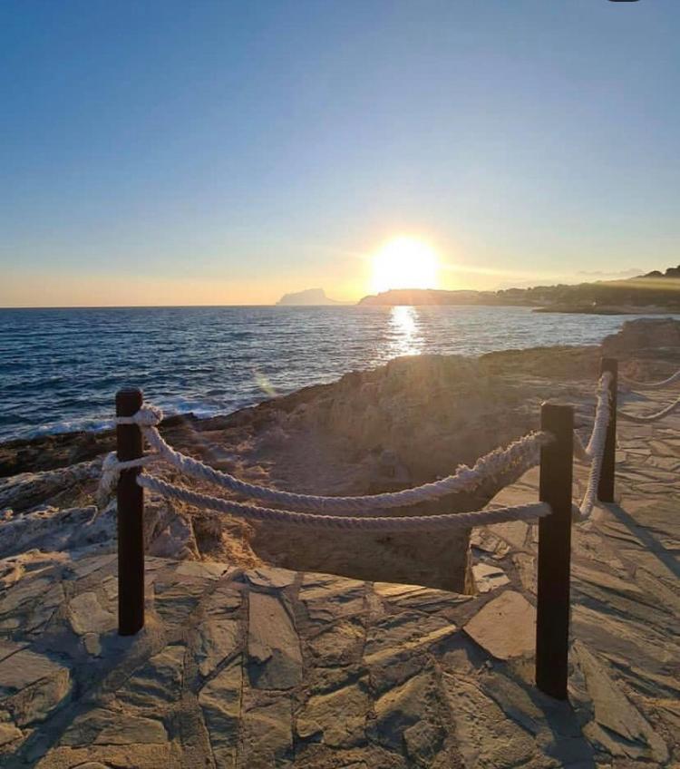 Bungalow Marquerite Moraira, 5 Minutes From Beach Teulada Exterior photo